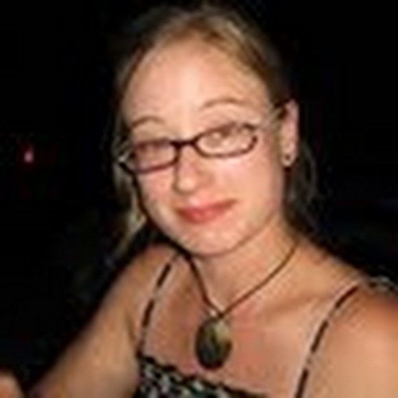 Meet your Posher, Audrey - Picture 1 of 1